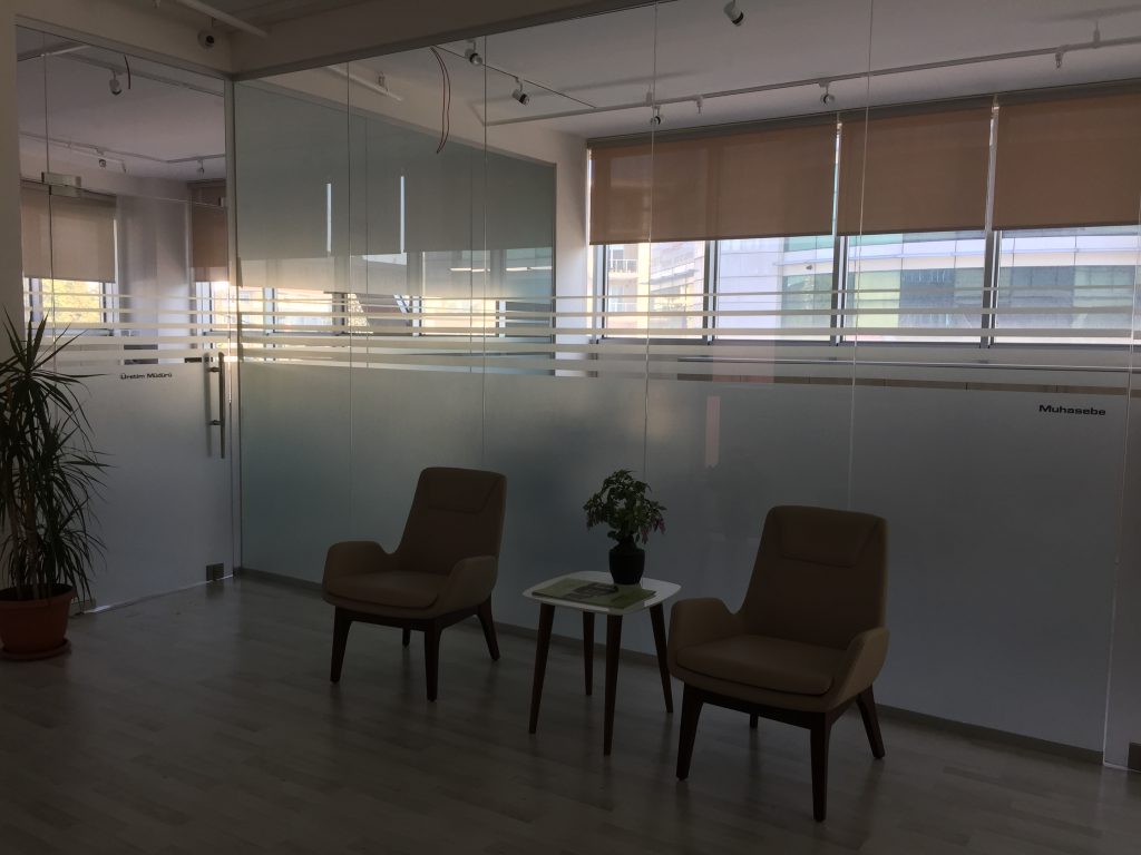 ofis cam bölme-cam ofis bölme-ofis bölme-ofis bölme sistemleri-tam camlı bölme-ofis büro bölme-ofis bölme fiyatı-camlı bölme